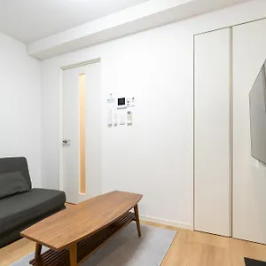Apartment Tasuki Smart Sugamo, Tokyo